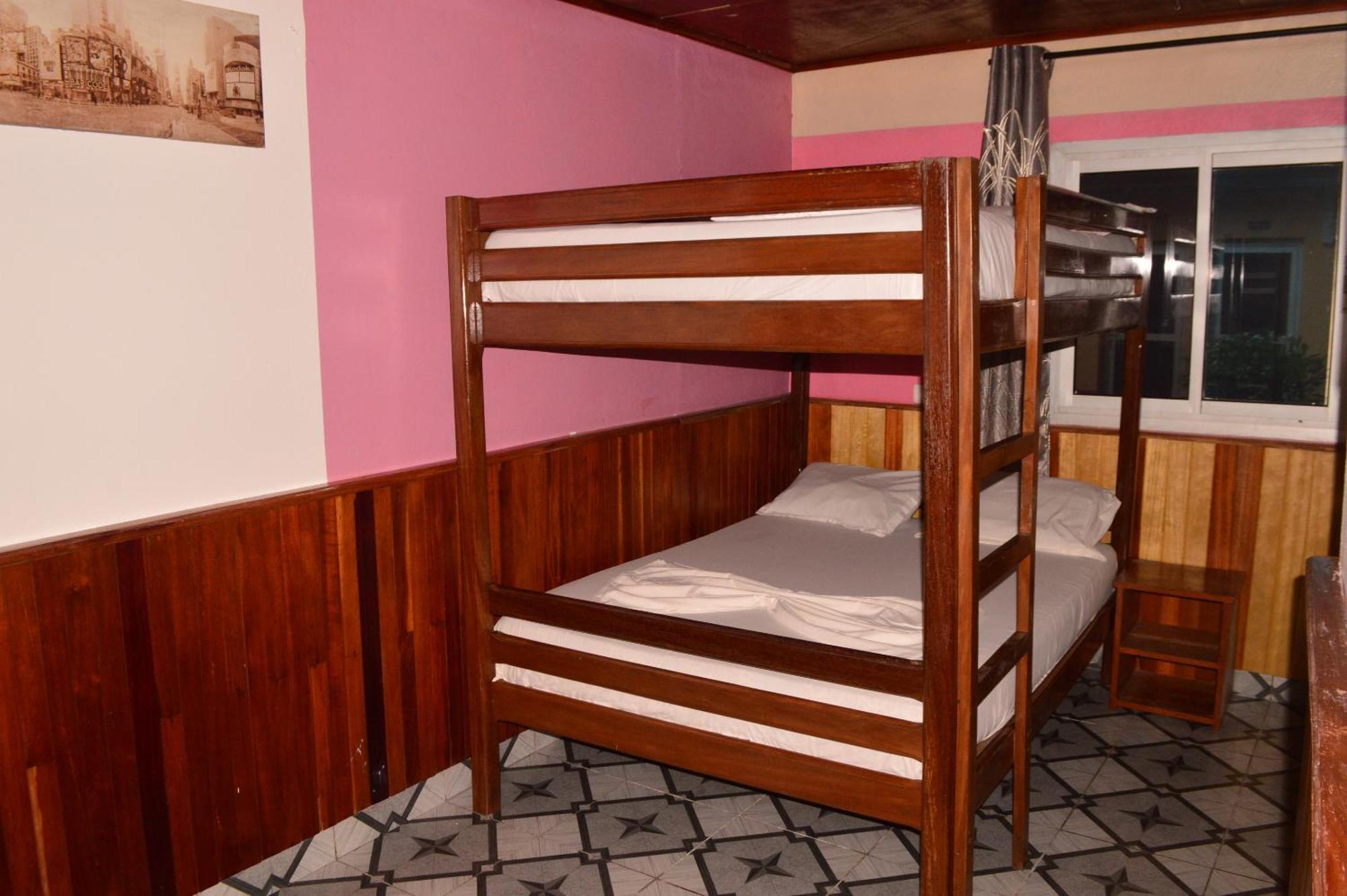 Hotel Restaurant Gites Криби Номер фото